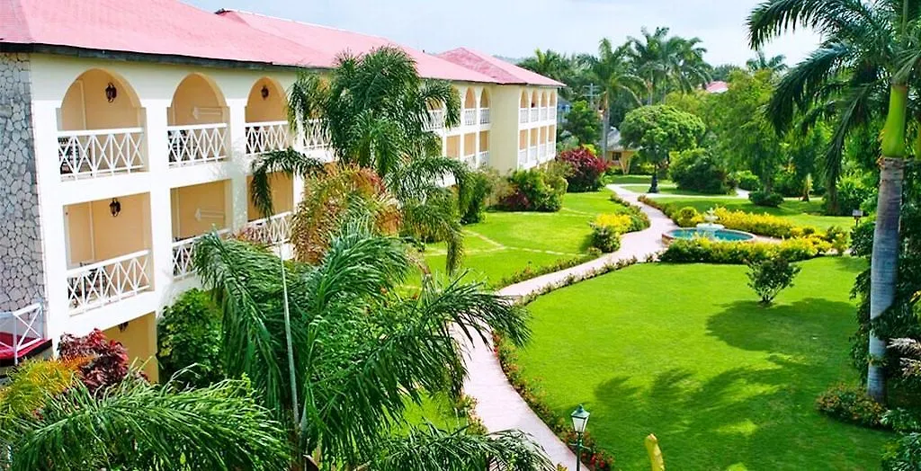 Hotel Sandals Бухта Монтего